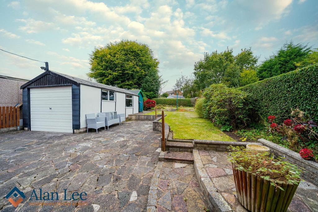 Garage and Garden