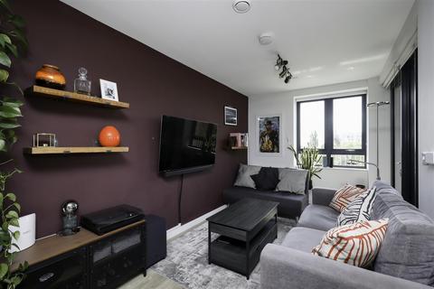 3 bedroom apartment for sale, Baronet House, Park Royal