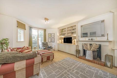 undefined, Cambridge Park, East Twickenham TW1
