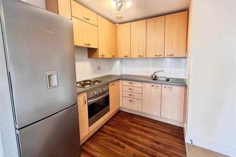 1 bedroom flat for sale, Alencon Link, Hampshire RG21