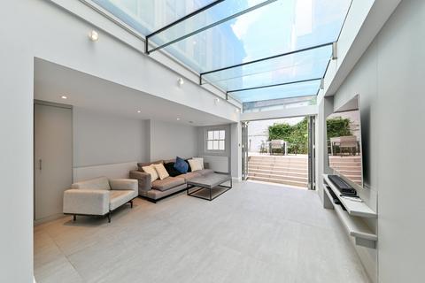 undefined, Halsey Street, Chelsea SW3