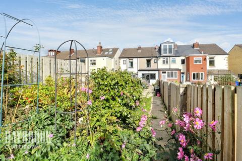undefined, Warren Lane, Chapeltown