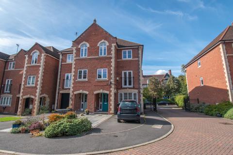 5 bedroom semi-detached house for sale, Elm Tree Gardens, Stoneygate