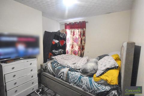 3 bedroom terraced house for sale, Bruford Road, Wolverhampton