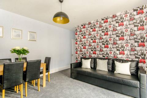4 bedroom flat for sale, Copenhagen Street, Islington, London, N1