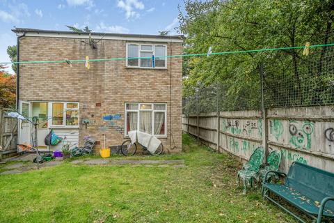 undefined, Chicheley Gardens, Harrow, HA3