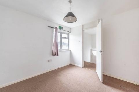 undefined, Chicheley Gardens, Harrow, HA3