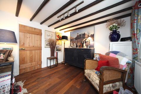 undefined, Lilley, Luton, Hertfordshire, LU2