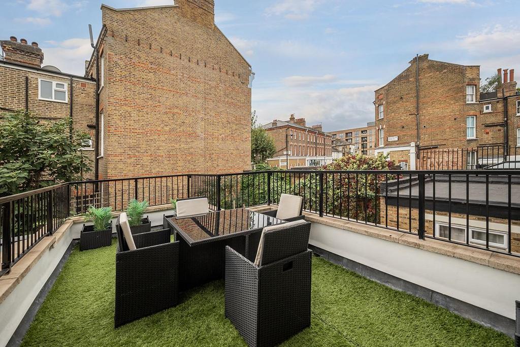 Private Roof Terrace