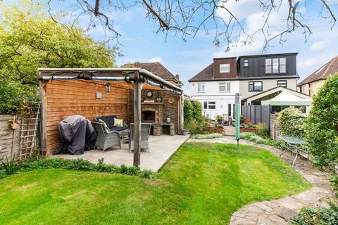11 Rosedale Road, Epsom, KT17 2JQ
