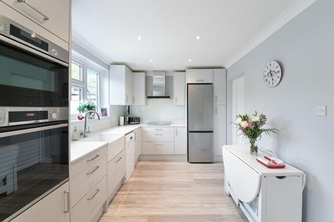 11 Rosedale Road, Epsom, KT17 2JQ