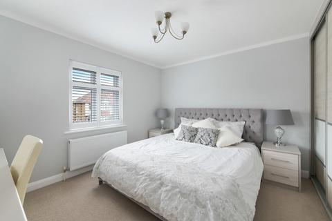 11 Rosedale Road, Epsom, KT17 2JQ