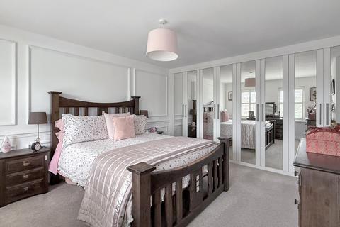 22 Cheviot Road, Westbury, BA13 3ZJ