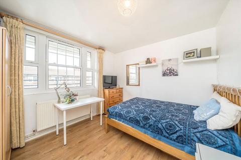 2 bedroom flat for sale, Doddington Grove, London SE17