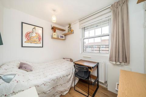 2 bedroom flat for sale, Doddington Grove, London SE17