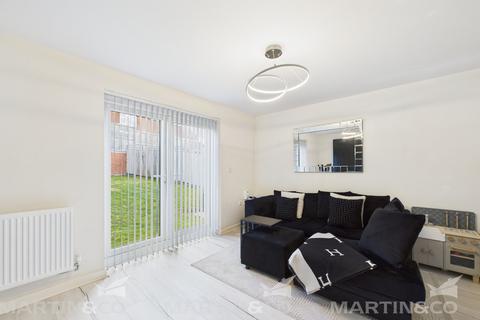 3 Miners Drive, Woodlands, Doncaster, DN6 7FL