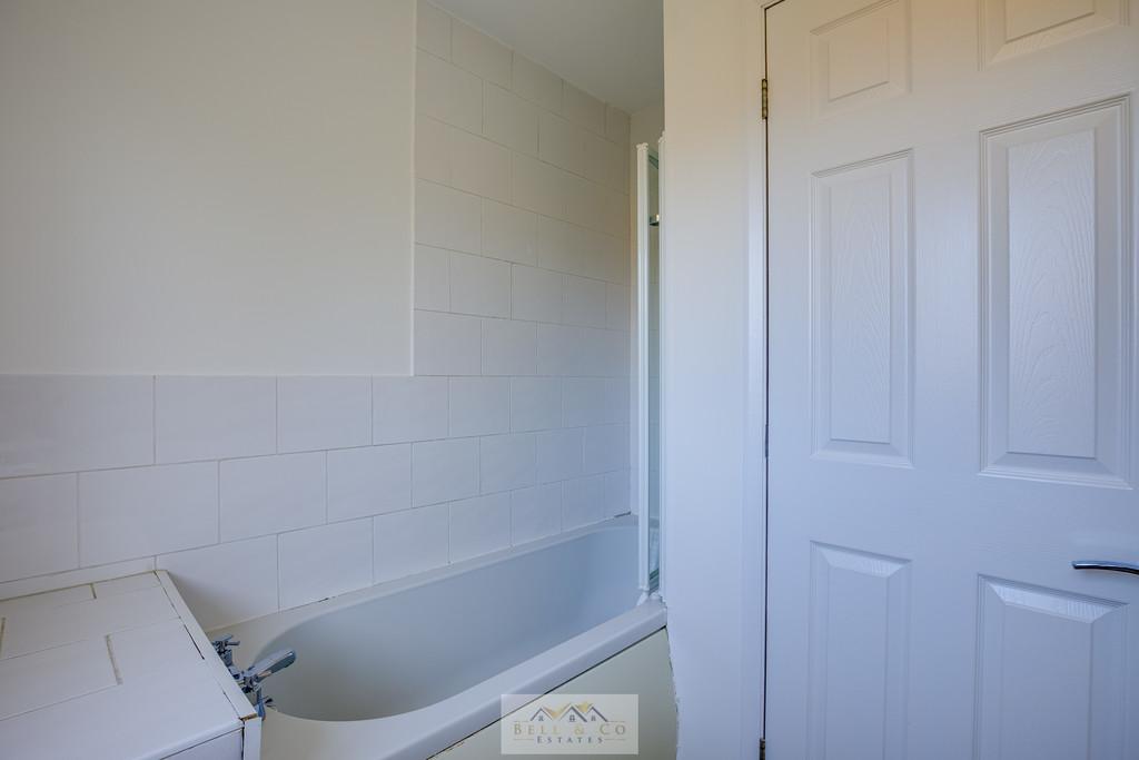 Bathroom 1.2