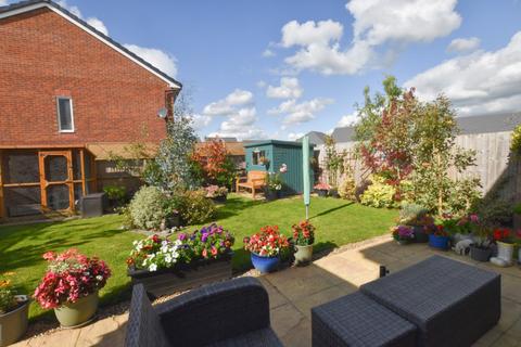 undefined, Leighton View, Loggerheads