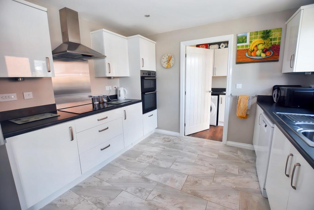 Dining Kitchen 4