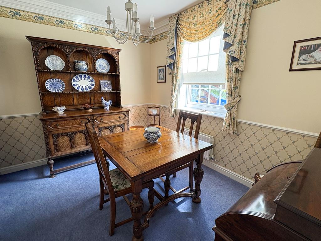 Dining room 2