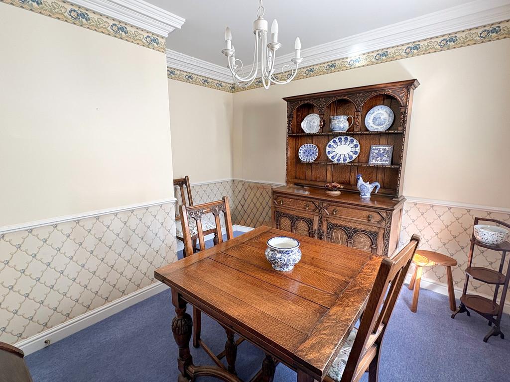 Dining room 1