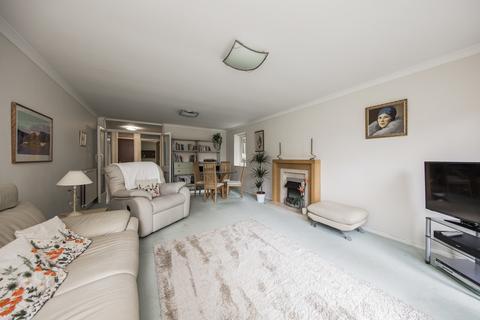 3 bedroom apartment for sale, Calverley Park Gardens, Tunbridge Wells