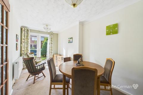 3 bedroom semi-detached house for sale, Baswich Lane, Stafford