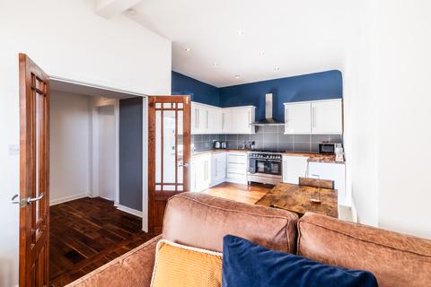 39a Mains Loan, Dundee, DD4 7AF