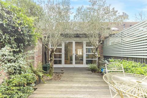 undefined, Forge Lane, Richmond, TW10