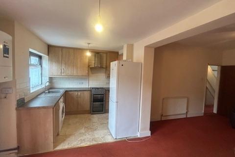 3 bedroom end of terrace house for sale, Woodlands Road, Southall UB1