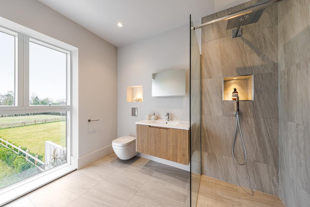 En Suite Shower