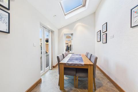 3 bedroom terraced house for sale, Lindridge Drive, Sutton Coldfield B76