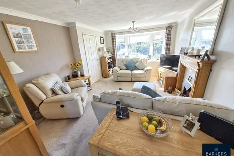 3 bedroom semi-detached house for sale, Lewisham Street, Morley