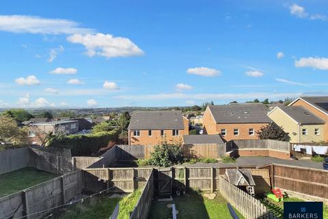3 bedroom townhouse for sale, Redberry Avenue, Heckmondwike
