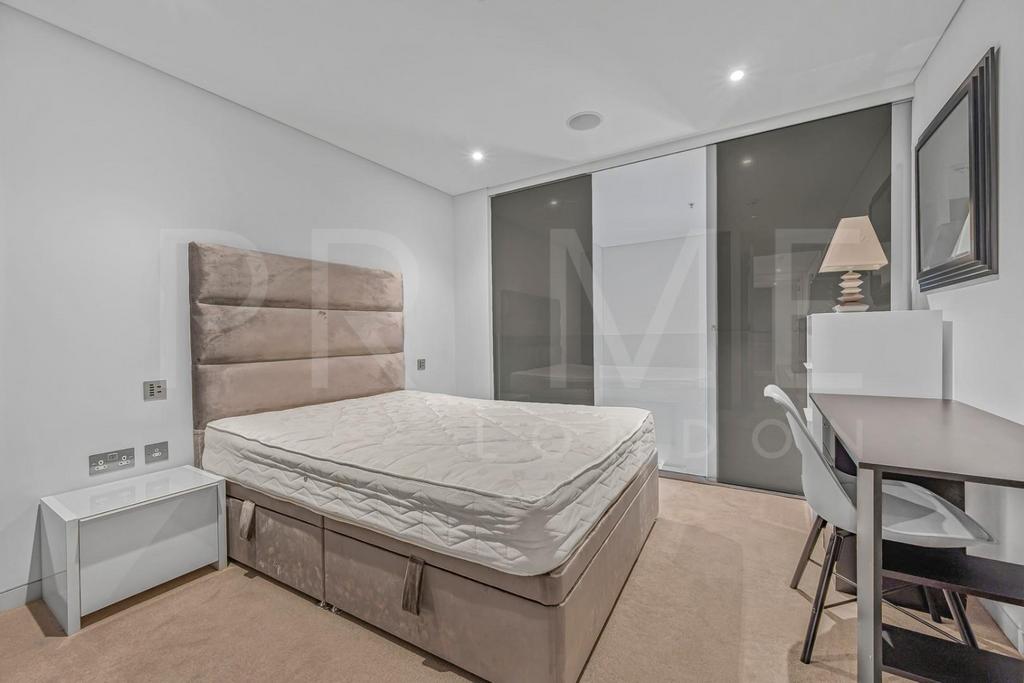 BEDROOM2a (26).jpg