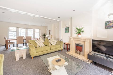 undefined, Essex Park, Finchley, London, N3