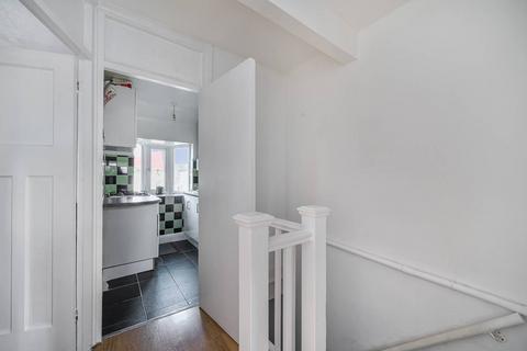 undefined, Dryden Road, Harrow Weald, Harrow, HA3