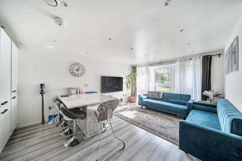 2 bedroom flat for sale, Hitchin Lane, Stanmore, HA7