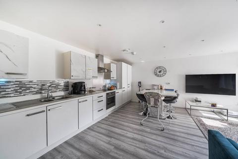 2 bedroom flat for sale, Hitchin Lane, Stanmore, HA7