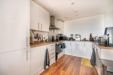 1 bedroom flat for sale, Ward Road, Stratford, London, E15