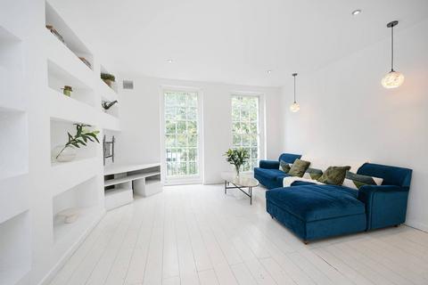 undefined, Paradise Row, Bethnal Green, London, E2