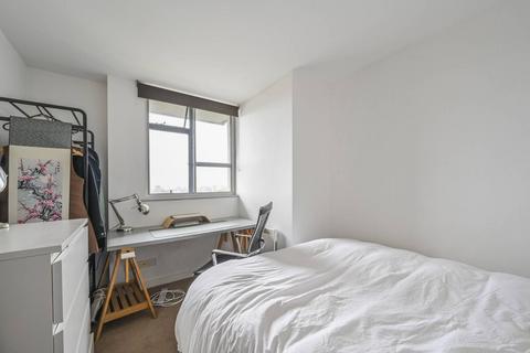 2 bedroom flat for sale, Keeling House, E2, Bethnal Green, London, E2
