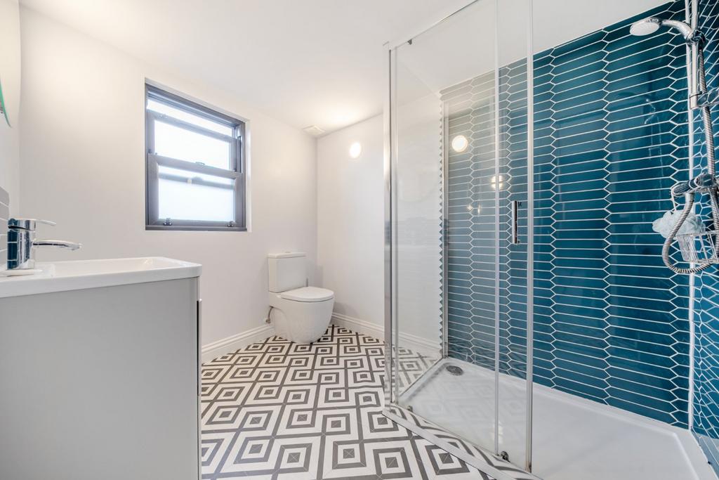 Ensuite Shower Room