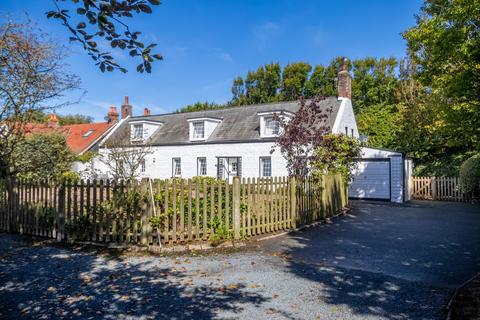 2 bedroom detached house for sale, La Route Des Capelles, St Sampson's, Guernsey