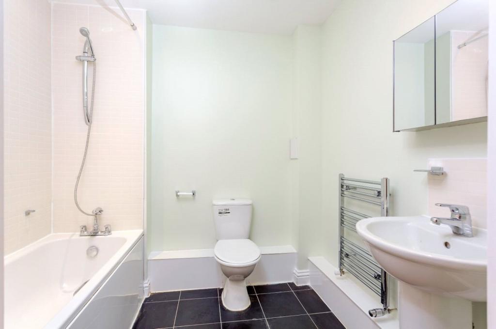 Felix-court-charcot-road-colindale-nw9