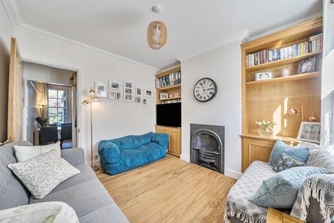 undefined, Cooper Road, Guildford