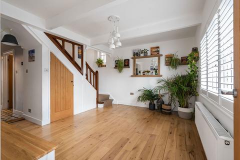 13 Richmond Road, Coulsdon, CR5 2PH