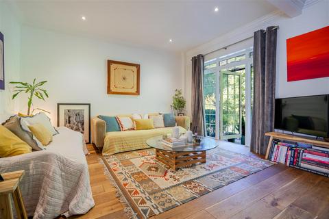 6 bedroom townhouse for sale, Princess Gate, Sunninghill