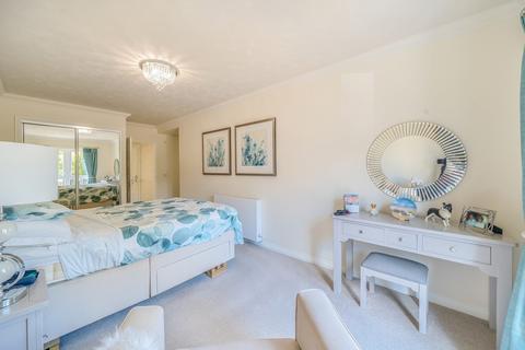 undefined, North Place, Gloucestershire GL50