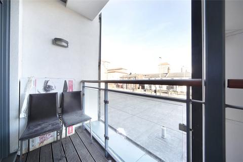 1 bedroom flat for sale, Cornell Square, London